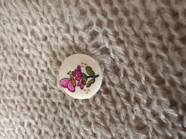 Hovedbilde Knapp tre Sommerfugl